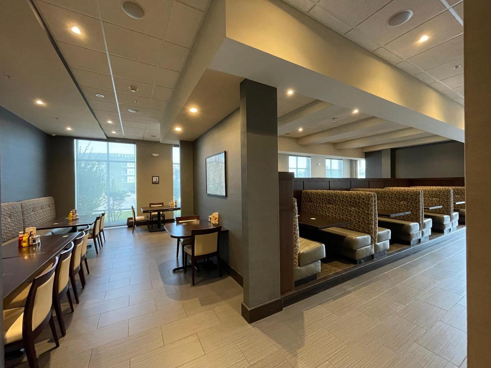 Holiday Inn & Suites - Farmington Hills - Detroit Nw By Ihg Exterior foto